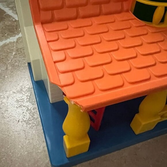RARE Vintage 1989 Disney Mickey Town Toy Play House With Toy Furniture - Picture 5 of 11